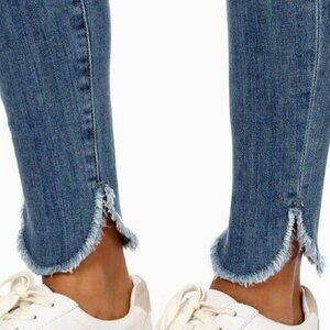 Frame Le Skinny de Jeanne Jeans Women Sz 29 31X29 Scooped Frayed Hem Distressed